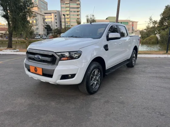 FORD RANGER 2.2 XLS 4X4 CD 16V DIESEL 4P AUTOMÁTICO
