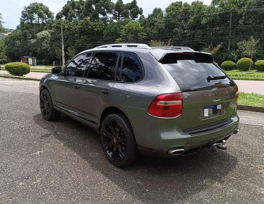 PORSCHE-CAYENNE-2008