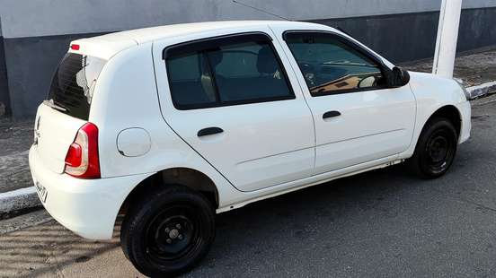 RENAULT-CLIO-1.0 EXPRESSION 16V FLEX 4P MANUAL RENAULT-CLIO-2014