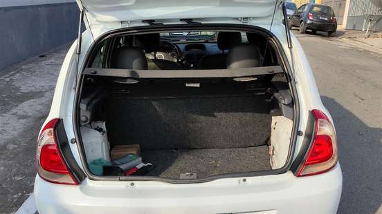 RENAULT-CLIO-2014