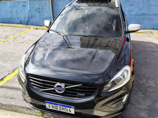 VOLVO-XC60-2.0 T5 R DESIGN TURBO GASOLINA 4P AUTOMÁTICO VOLVO-XC60-2015