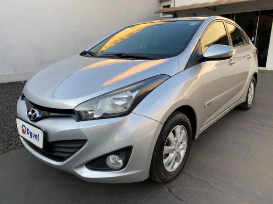HYUNDAI HB20S 1.6 COMFORT PLUS 16V FLEX 4P MANUAL