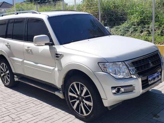 MITSUBISHI-PAJERO FULL-3.2 HPE 4X4 16V TURBO INTERCOOLER DIESEL 4P AUTOMÁTICO MITSUBISHI-PAJERO FULL-2017