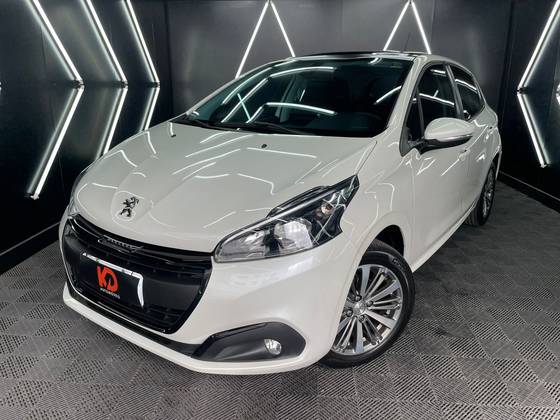 PEUGEOT 208 1.6 GRIFFE 16V FLEX 4P AUTOMÁTICO