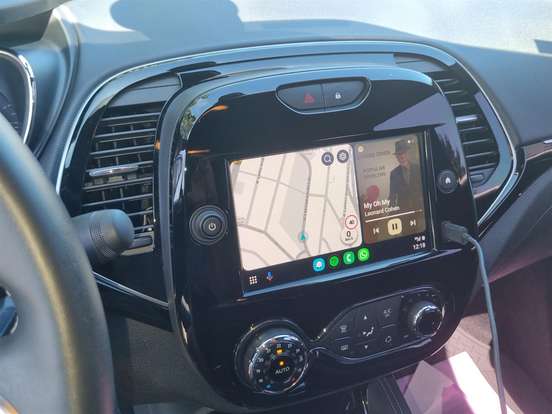 RENAULT-CAPTUR-2021