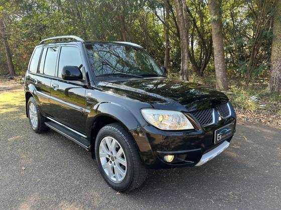 MITSUBISHI PAJERO TR4 2.0 4X4 16V 140CV FLEX 4P AUTOMÁTICO