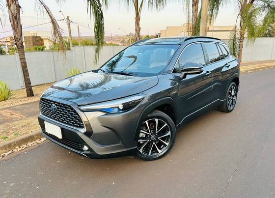 TOYOTA COROLLA CROSS 1.8 VVT-I HYBRID FLEX XRX CVT