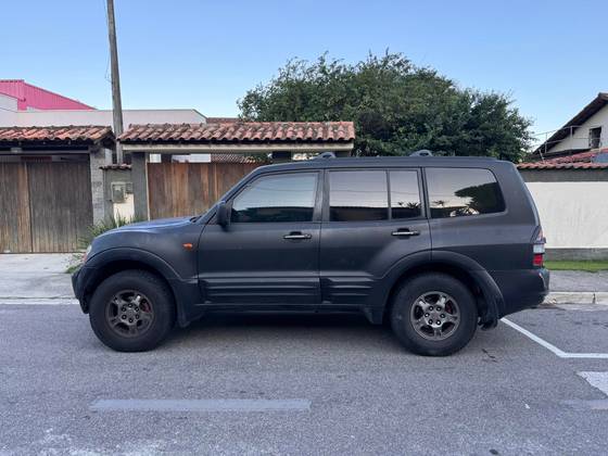 MITSUBISHI PAJERO FULL 3.5 GLS 4X4 V6 24V GASOLINA 4P AUTOMÁTICO