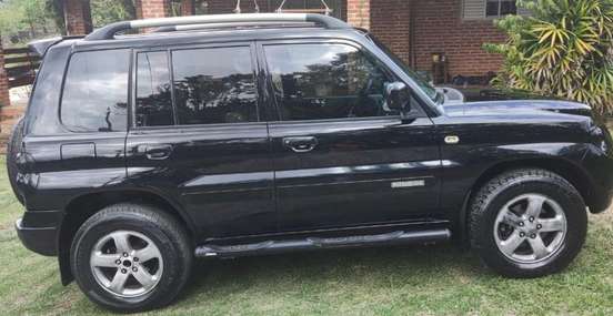 MITSUBISHI-PAJERO TR4-2008