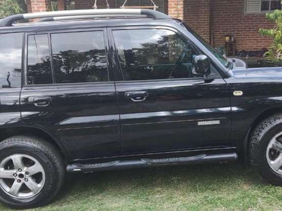 MITSUBISHI-PAJERO TR4-2.0 4X4 16V 140CV FLEX 4P AUTOMÁTICO MITSUBISHI-PAJERO TR4-2008