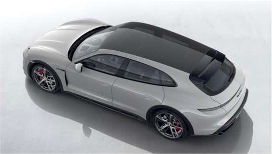 PORSCHE-TAYCAN-2023