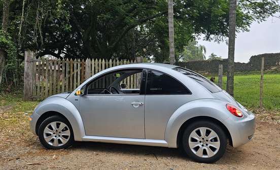 VOLKSWAGEN-NEW BEETLE-2008