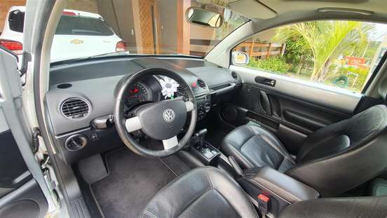 VOLKSWAGEN-NEW BEETLE-2008