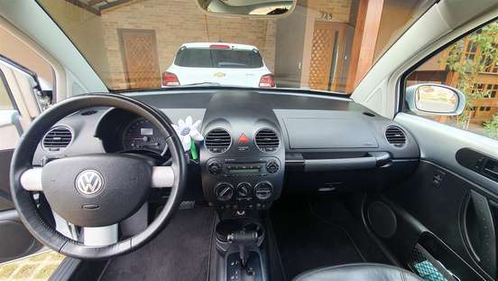 VOLKSWAGEN-NEW BEETLE-2008
