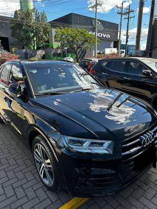 AUDI-Q5-2018