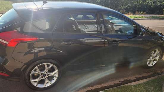 FORD-FOCUS-2015