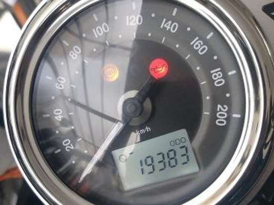 TRIUMPH-BONNEVILLE T100 BLACK 900 TRIUMPH-BONNEVILLE T100 BLACK 900-2020