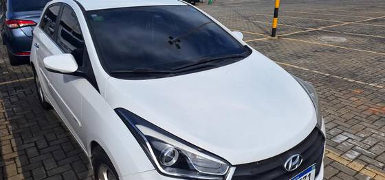 HYUNDAI HB20 1.6 PREMIUM 16V FLEX 4P AUTOMÁTICO