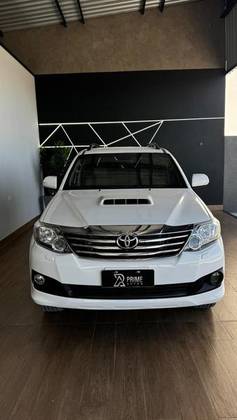 TOYOTA HILUX 2.7 SRV 4X4 CD 16V FLEX 4P AUTOMÁTICO