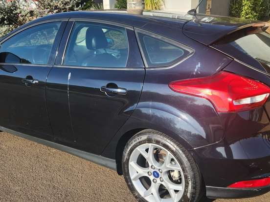 FORD-FOCUS-1.6 SE PLUS 16V FLEX 4P MANUAL FORD-FOCUS-2015