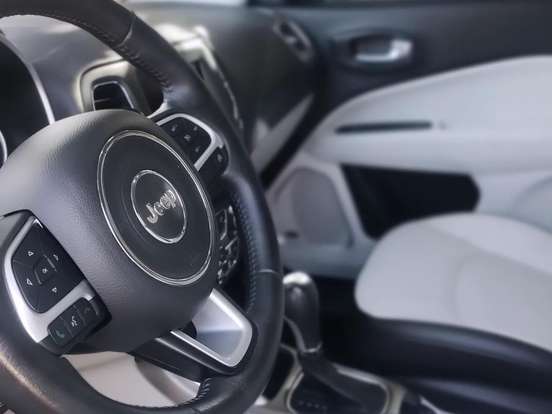 JEEP-COMPASS-2.0 16V DIESEL LONGITUDE 4X4 AUTOMÁTICO JEEP-COMPASS-2019