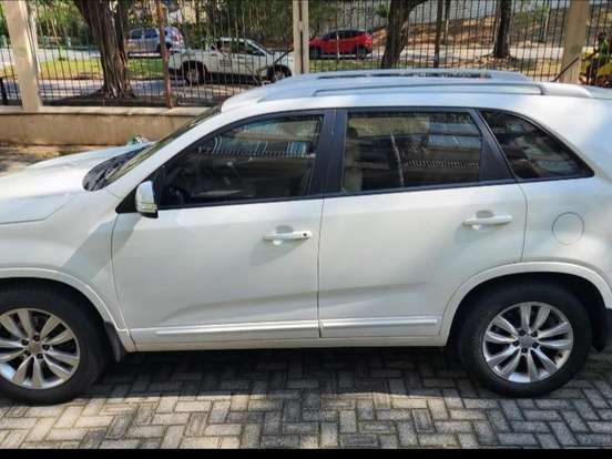 KIA-SORENTO-2.4 16V GASOLINA EX AUTOMÁTICO KIA-SORENTO-2011