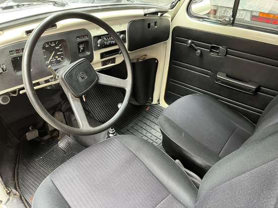 VOLKSWAGEN-FUSCA-1984