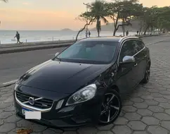 VOLVO V60 3.0 T6 R DESIGN 24V TURBO GASOLINA 4P AUTOMÁTICO VOLVO V60 3.0 T6 R DESIGN 24V TURBO GASOLINA 4P AUTOMÁTICO