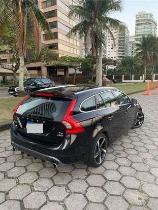 VOLVO-V60-2013