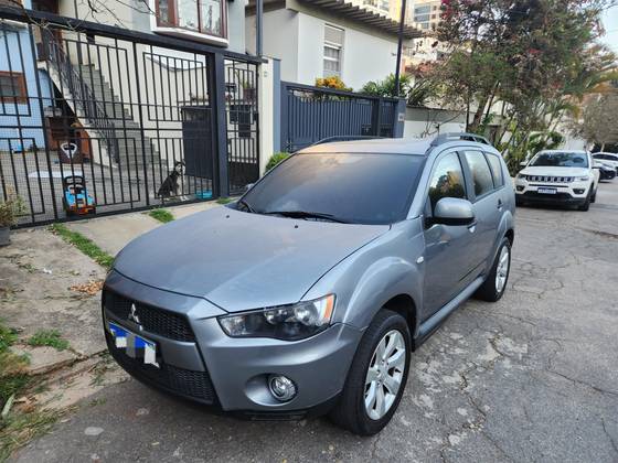 MITSUBISHI OUTLANDER 2.0 16V GASOLINA 4P AUTOMÁTICO