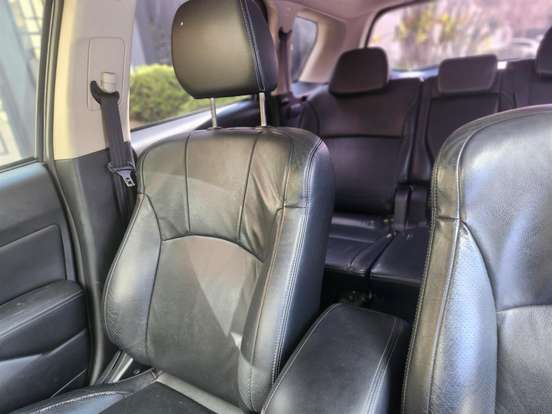 MITSUBISHI-OUTLANDER-2013