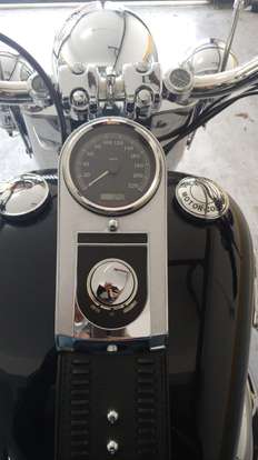 HARLEY-DAVIDSON-SOFTAIL FAT BOY-2011