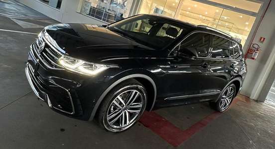 VOLKSWAGEN-TIGUAN-2023