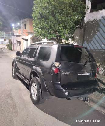 MITSUBISHI-PAJERO-2008
