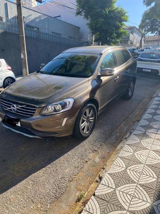 VOLVO XC60 2.0 T5 KINETIC GASOLINA 4P AUTOMÁTICO