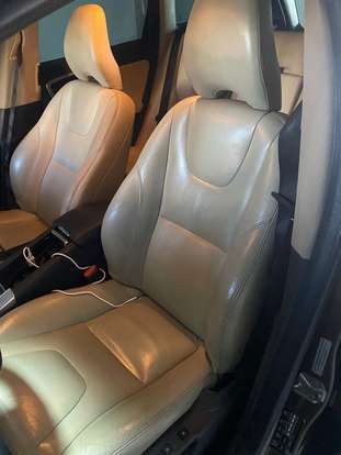 VOLVO-XC60-2016