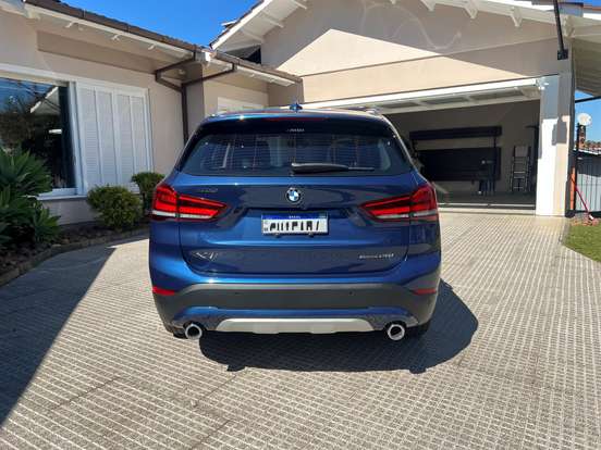 BMW-X1-2.0 16V TURBO ACTIVEFLEX SDRIVE20I X-LINE 4P AUTOMÁTICO BMW-X1-2022