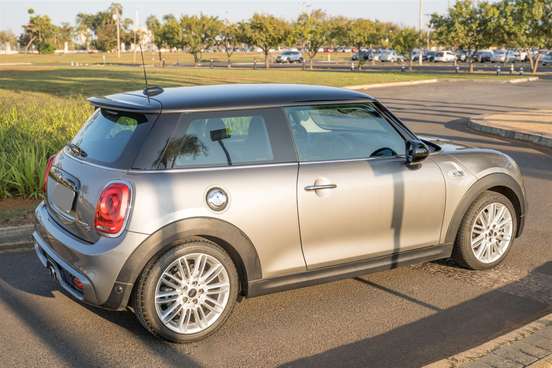 MINI-COOPER-2016