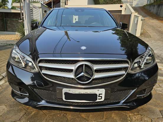 MERCEDES-BENZ-E 250-2.0 AVANTGARDE 16V TURBO GASOLINA 4P AUTOMÁTICO MERCEDES-BENZ-E 250-2013