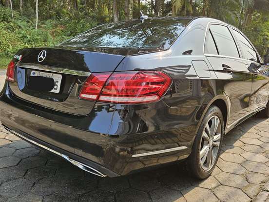 MERCEDES-BENZ-E 250-2.0 AVANTGARDE 16V TURBO GASOLINA 4P AUTOMÁTICO MERCEDES-BENZ-E 250-2013