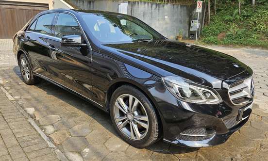MERCEDES-BENZ-E 250-2.0 AVANTGARDE 16V TURBO GASOLINA 4P AUTOMÁTICO MERCEDES-BENZ-E 250-2013