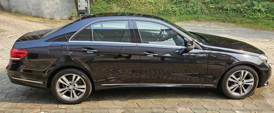 MERCEDES-BENZ-E 250-2.0 AVANTGARDE 16V TURBO GASOLINA 4P AUTOMÁTICO MERCEDES-BENZ-E 250-2013