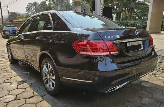 MERCEDES-BENZ-E 250-2013