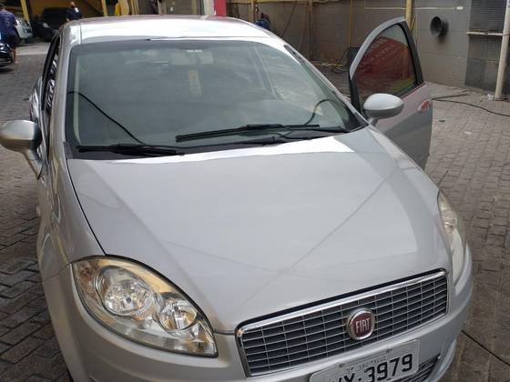 FIAT LINEA 1.8 ESSENCE 16V FLEX 4P MANUAL