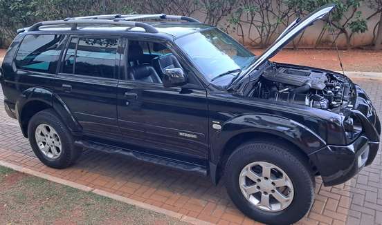 MITSUBISHI-PAJERO SPORT-2010