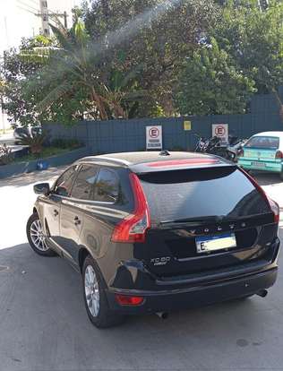VOLVO-XC60-2009