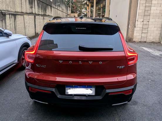 VOLVO-XC40-1.5 T5 RECHARGE R-DESIGN GEARTRONIC VOLVO-XC40-2020