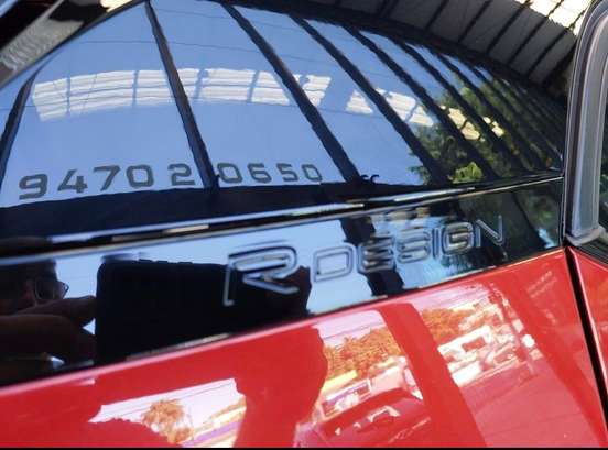VOLVO-XC40-2020