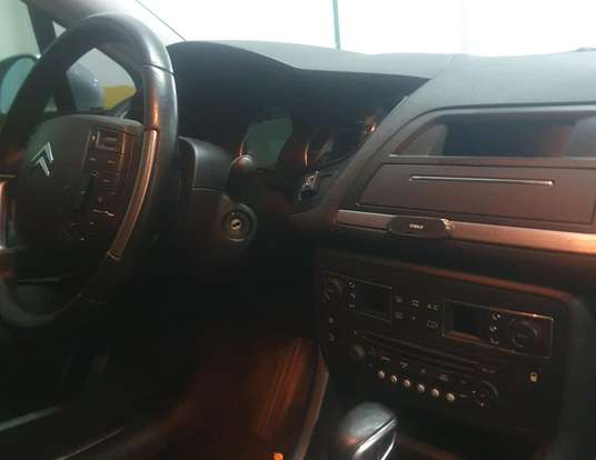 CITROËN-C5-2.0 MPFI EXCLUSIVE 16V GASOLINA 4P AUTOMÁTICO CITROËN-C5-2011