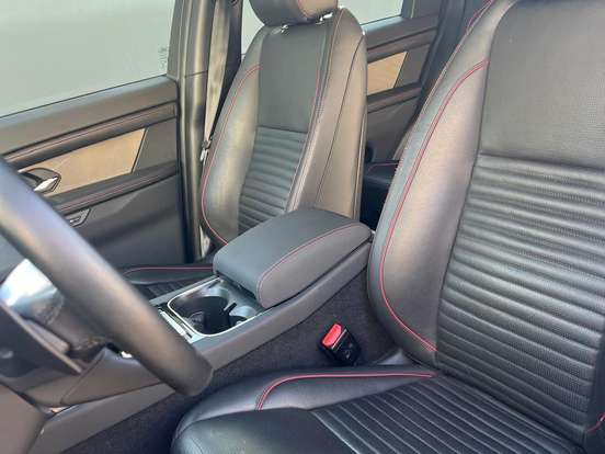 LAND ROVER-DISCOVERY SPORT-2.0 D180 TURBO DIESEL R-DYNAMIC SE AUTOMÁTICO LAND ROVER-DISCOVERY SPORT-2020